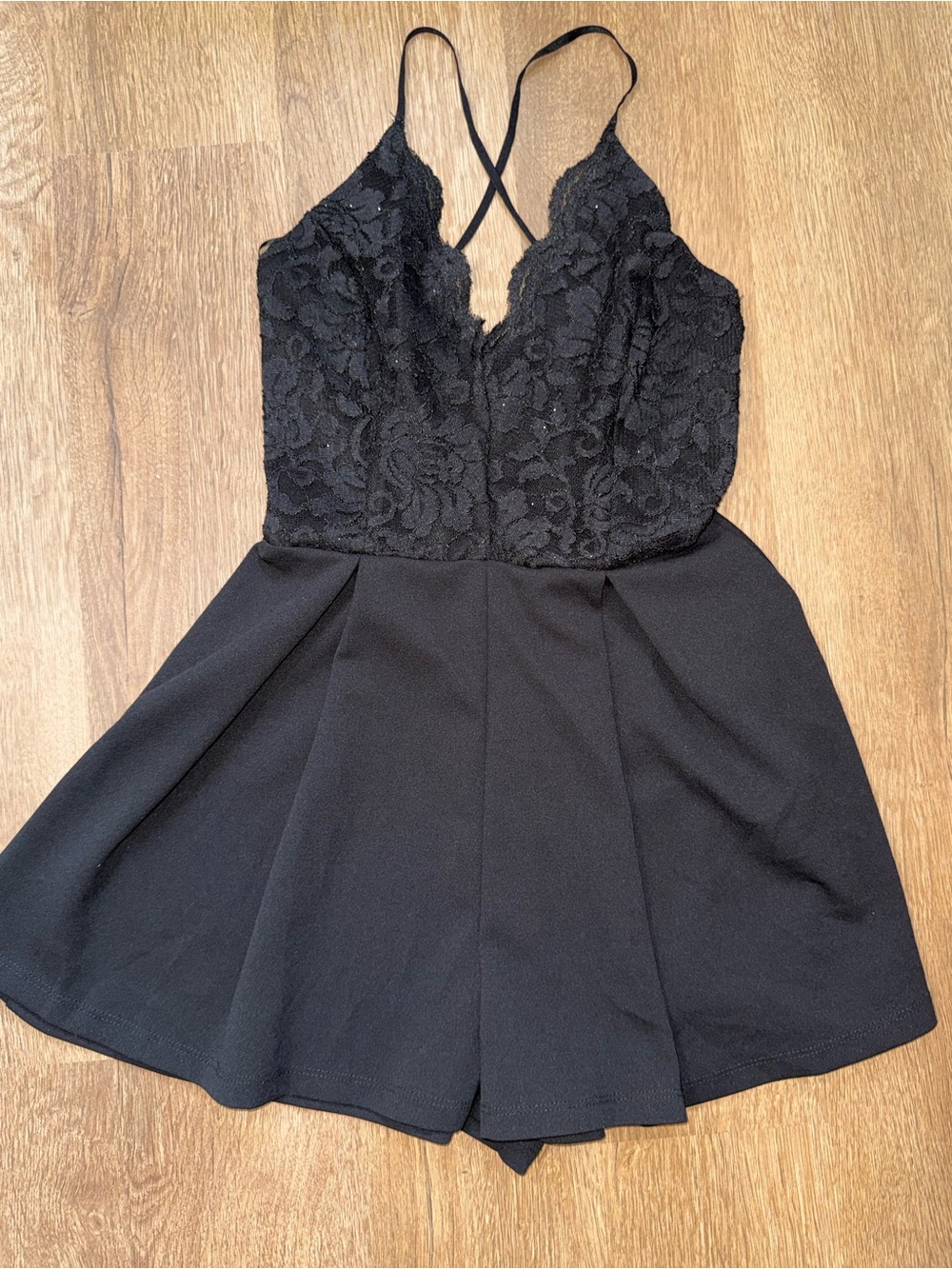 Windsor Black Floral Lace V-Neck Strappy Romper Sleeveless Size S